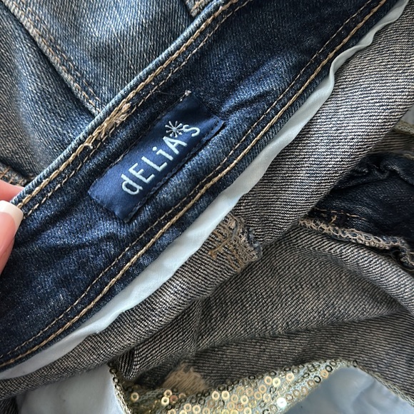 Mini Distressed Denim Shorts - Picture 4 of 4